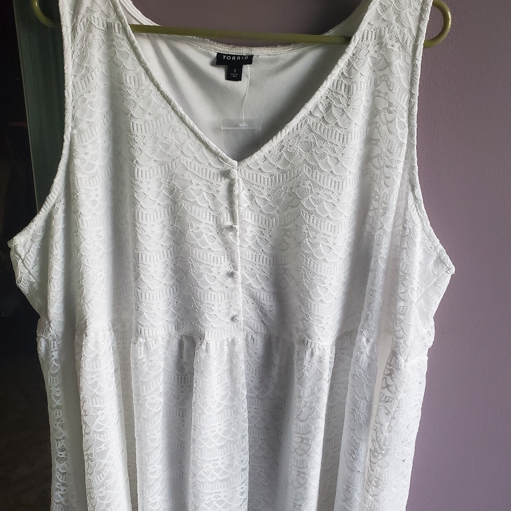 Torrid White Lace Babydoll Tank size 4 NWOT
